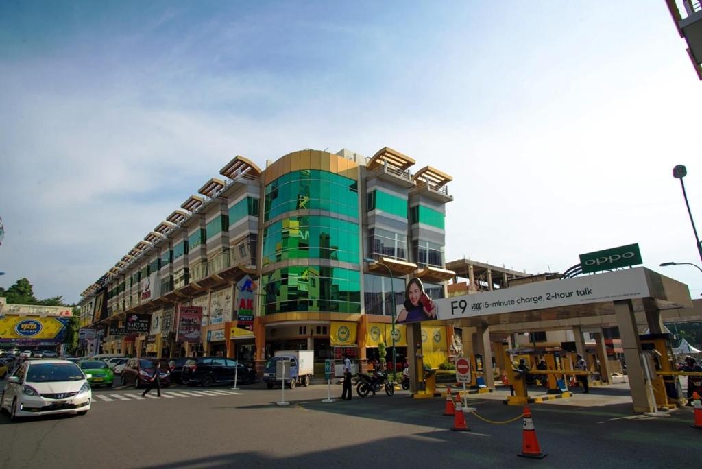 Ak Hotel Nagoya Hill Batam Exterior foto