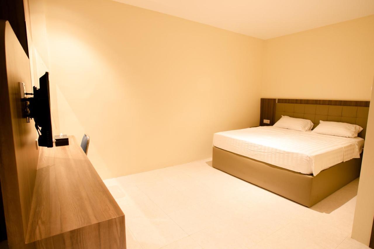 Ak Hotel Nagoya Hill Batam Exterior foto