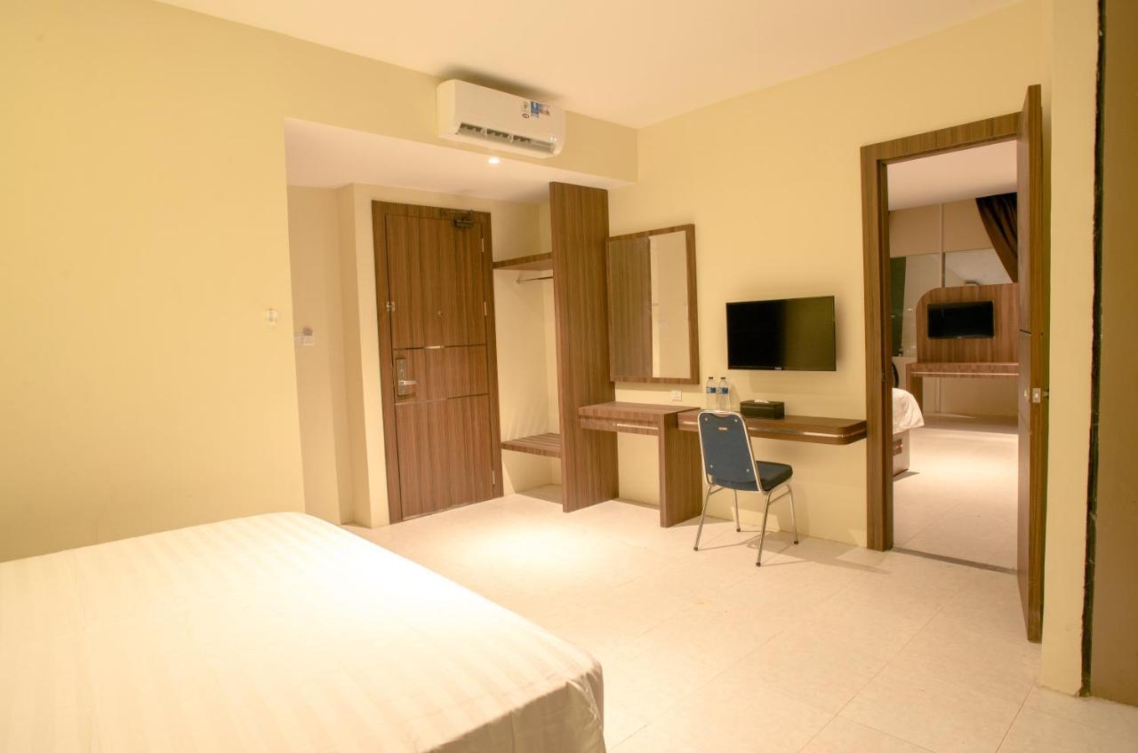 Ak Hotel Nagoya Hill Batam Exterior foto